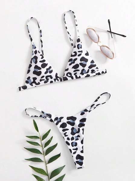 Bikini con tanga triángulo y estampado animal print de leopardo